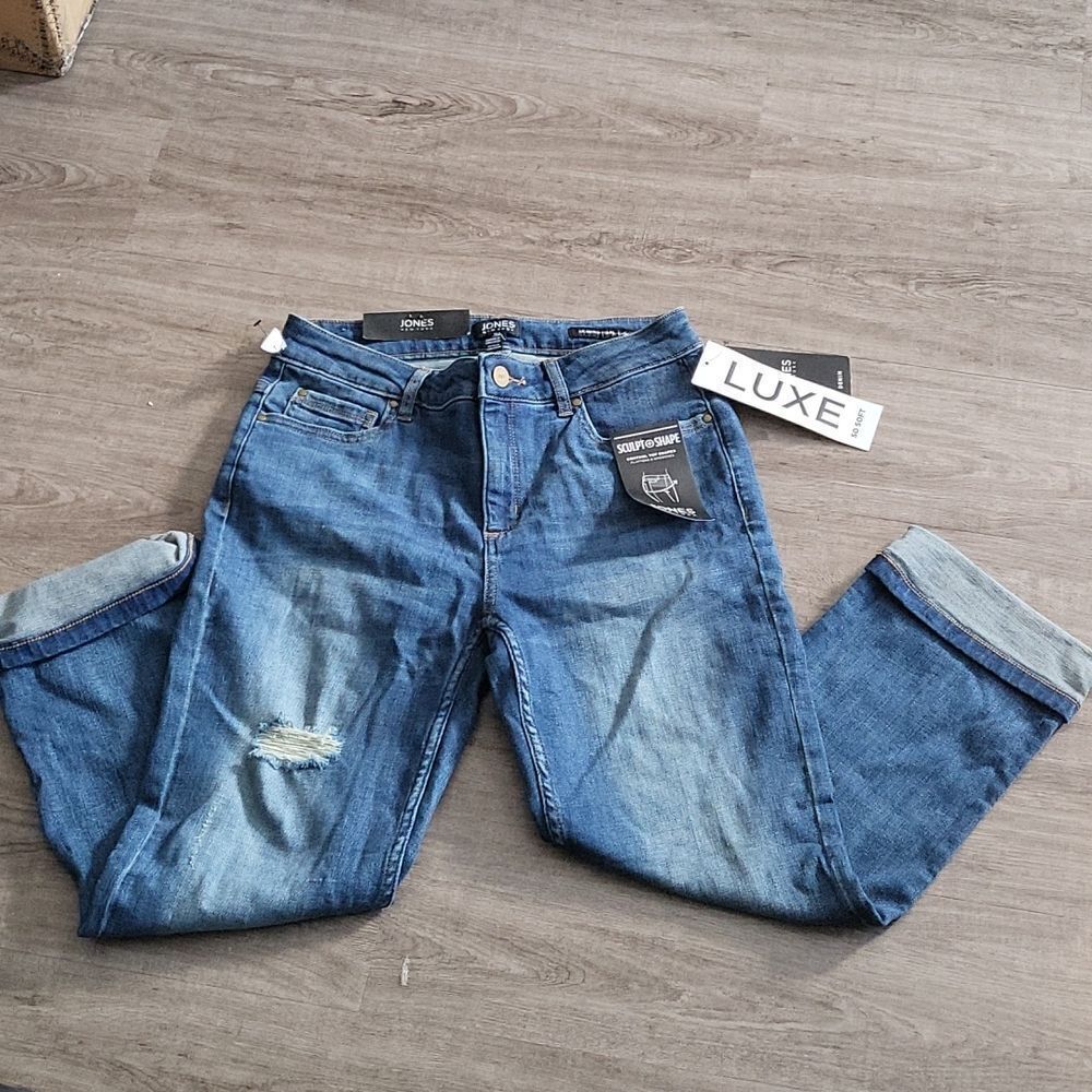 Jones New York jeans cuffed crop size 4